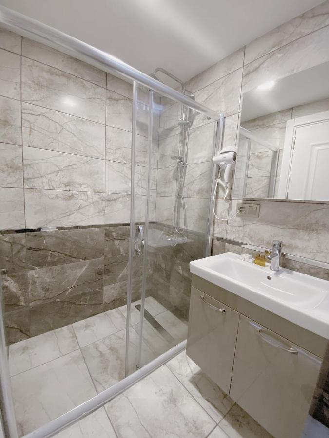 First Apart Apartment Истанбул Екстериор снимка
