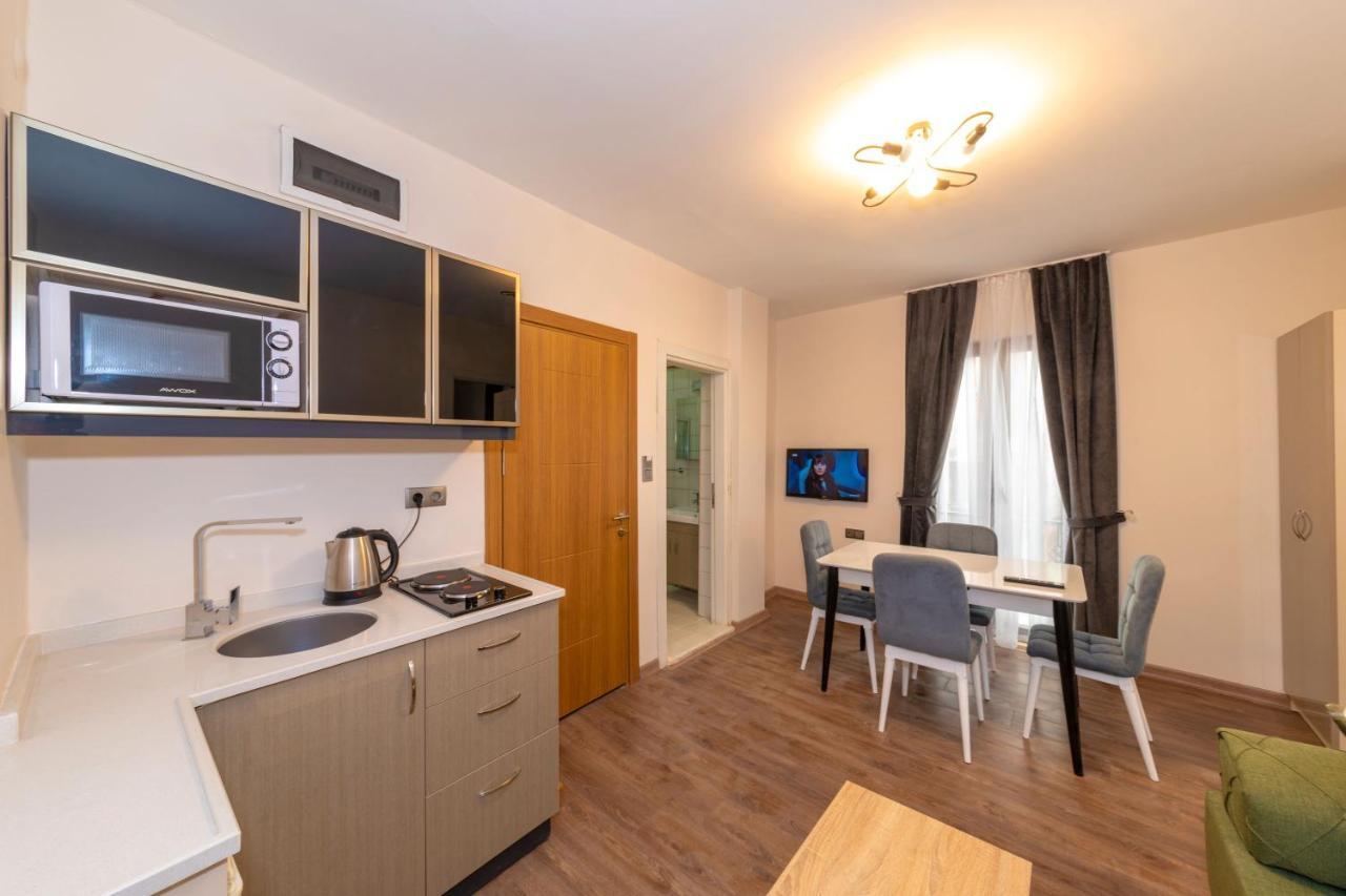 First Apart Apartment Истанбул Екстериор снимка